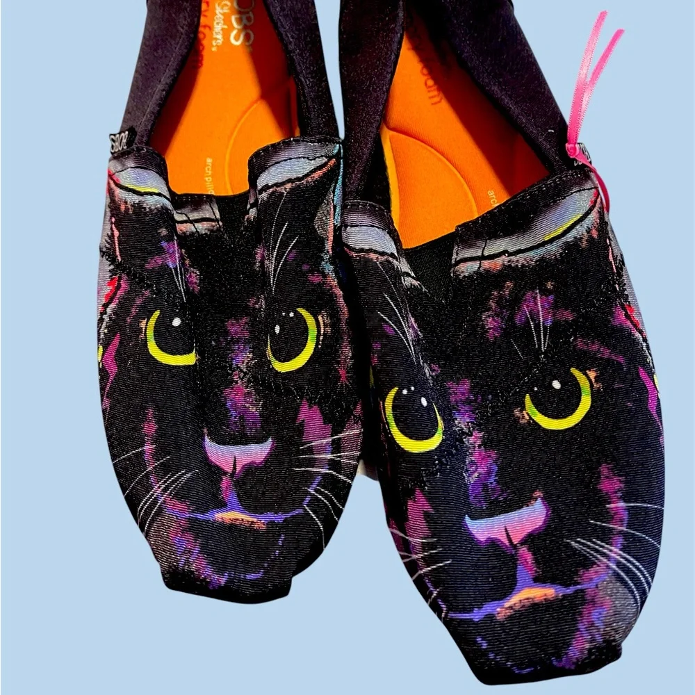 Skechers Black Cat Print Women's Bobs for Dogs Slip Ons - Picture 2 of 7